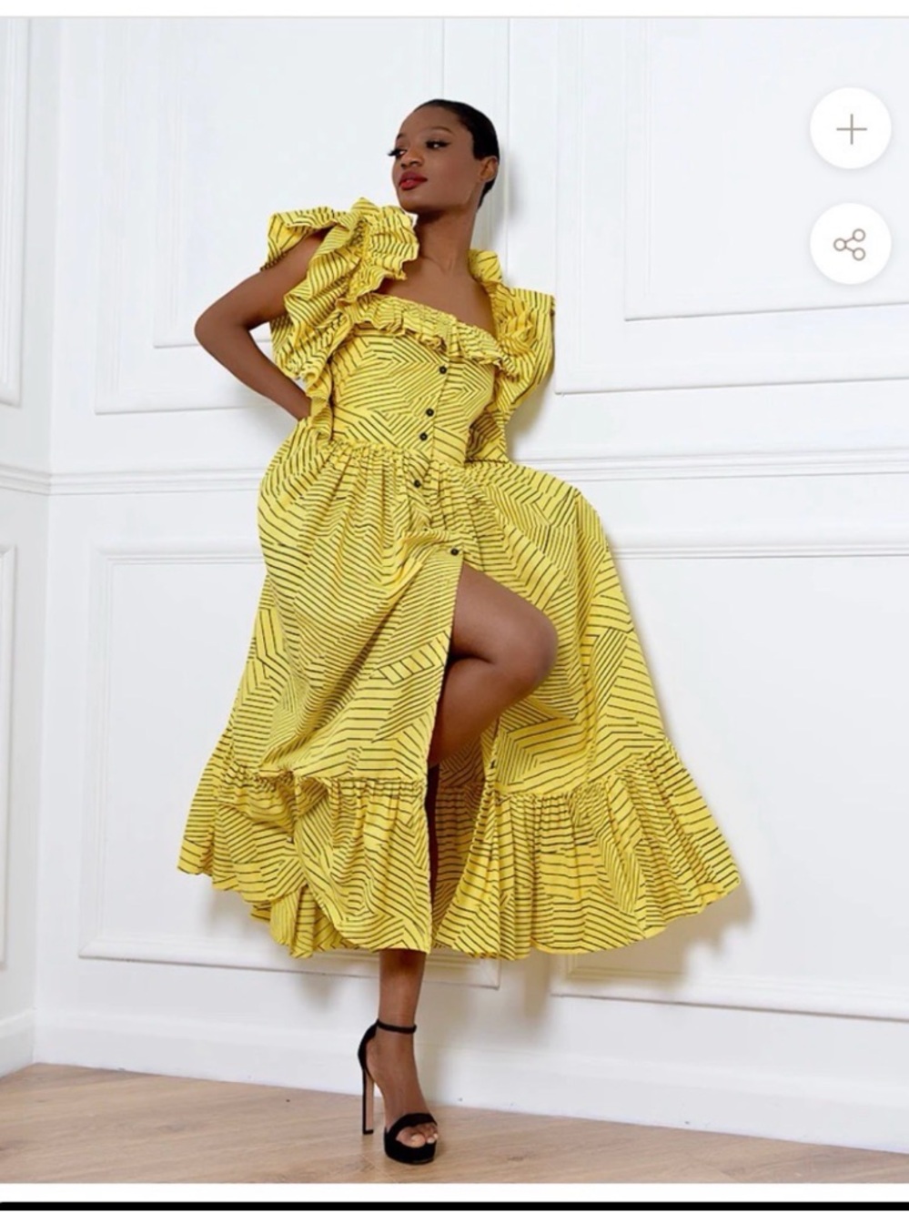 Backless Print button Ruffle Maxi Dress! - Picture 2 of 12